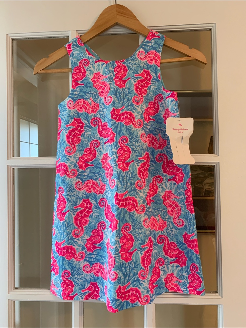 📌 NWT Tommy Bahama Kids Blue & Pink Seahorse Print Sundress